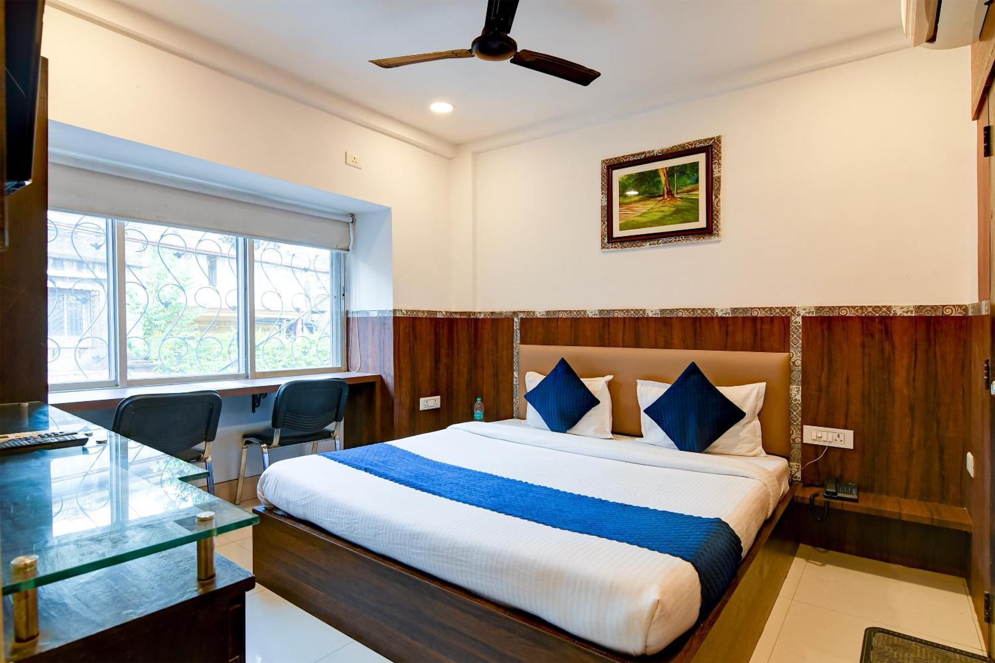 Hotel Q Inn Kolkata Exterior photo