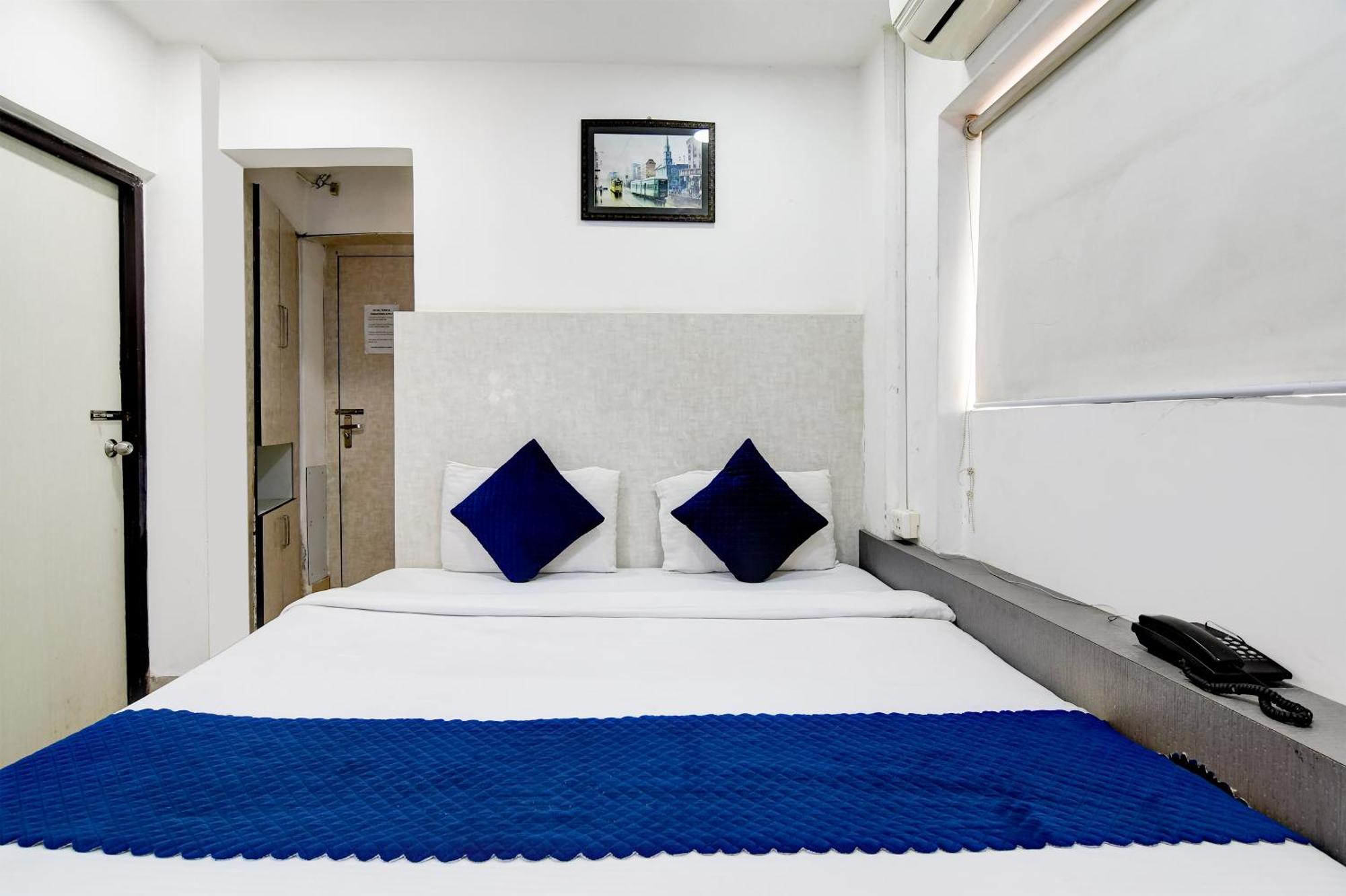 Hotel Q Inn Kolkata Exterior photo