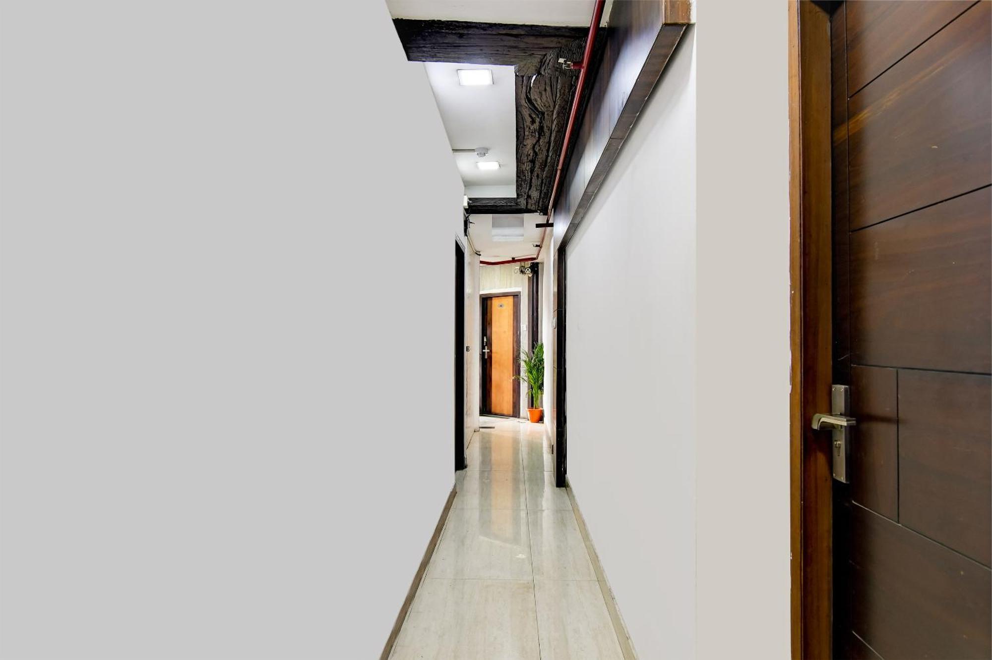 Hotel Q Inn Kolkata Exterior photo