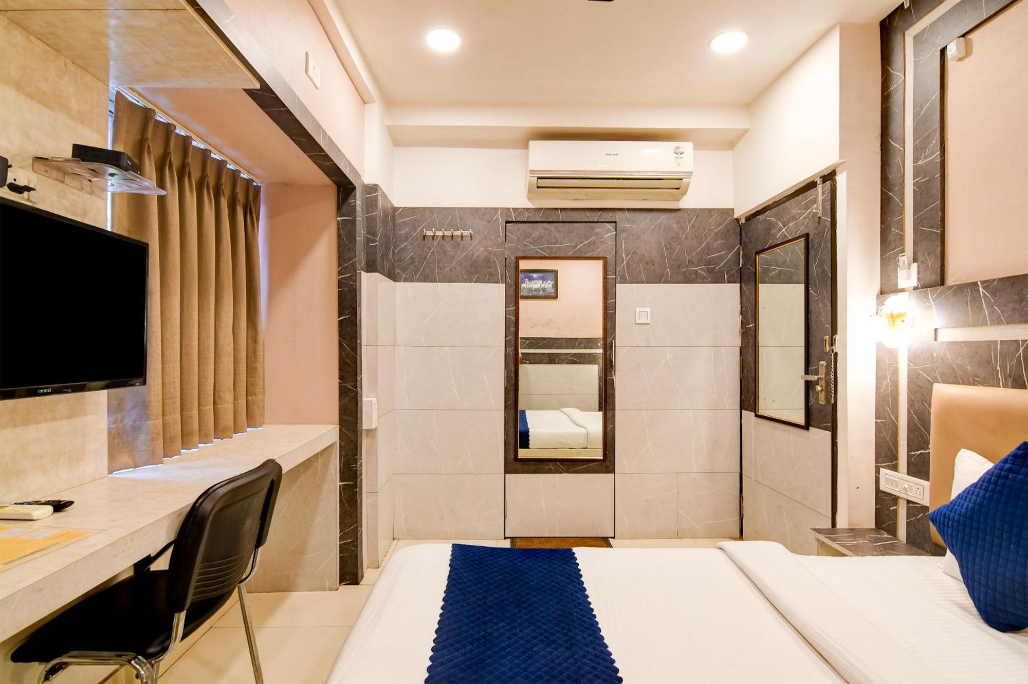 Hotel Q Inn Kolkata Exterior photo