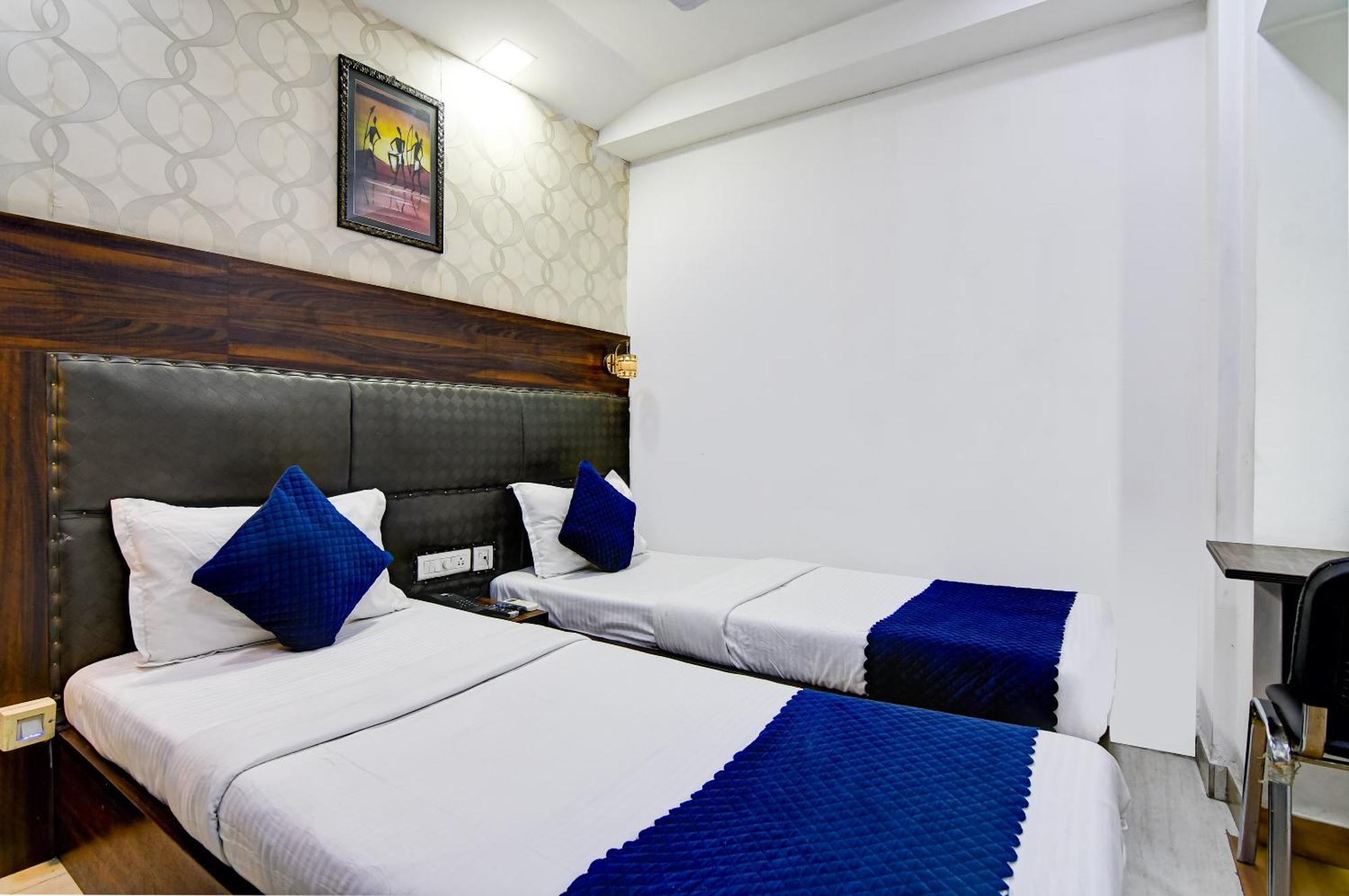 Hotel Q Inn Kolkata Exterior photo